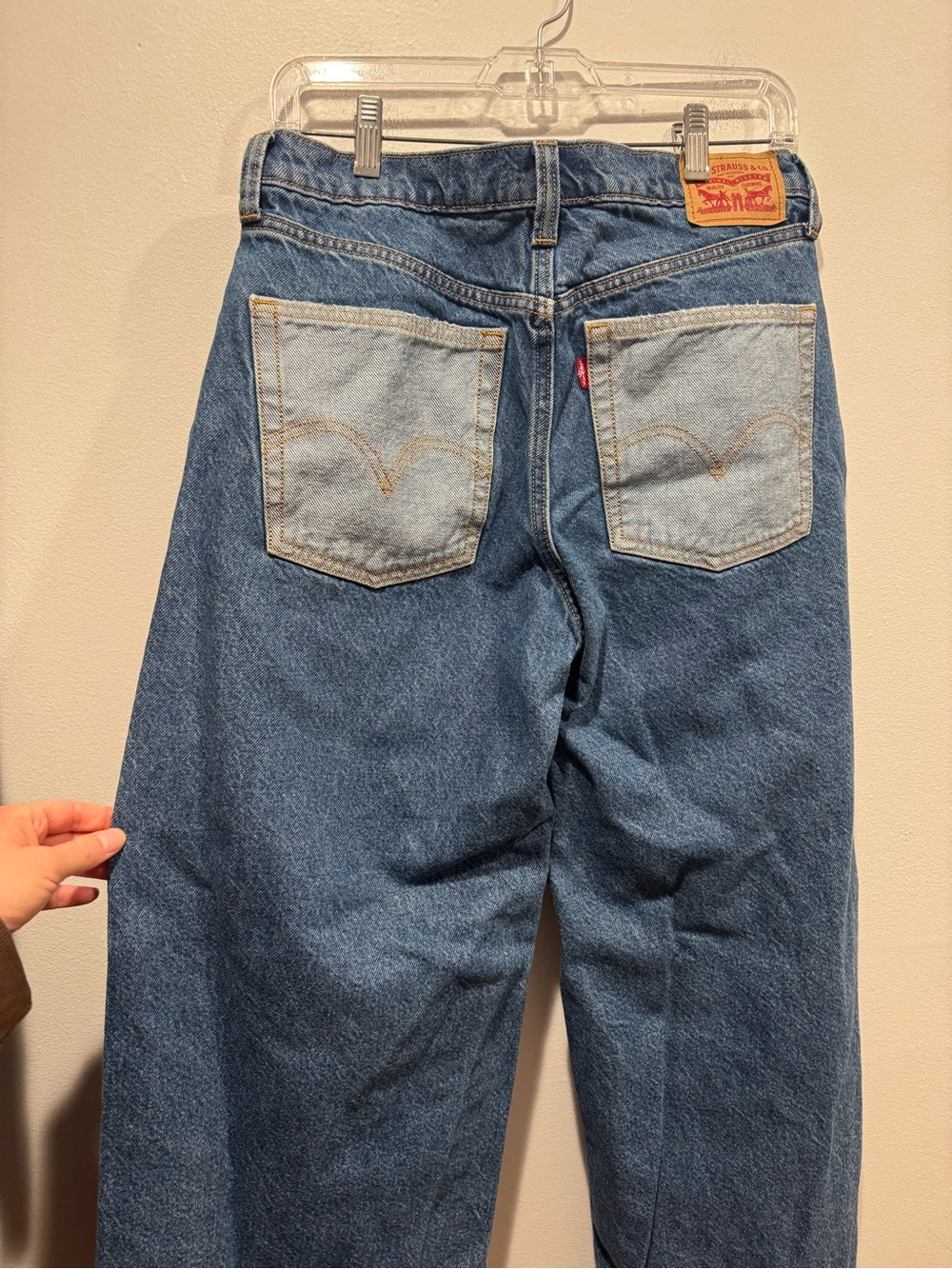Levi's '94 Baggy Wide Leg Jeans - Picture 8 of 9